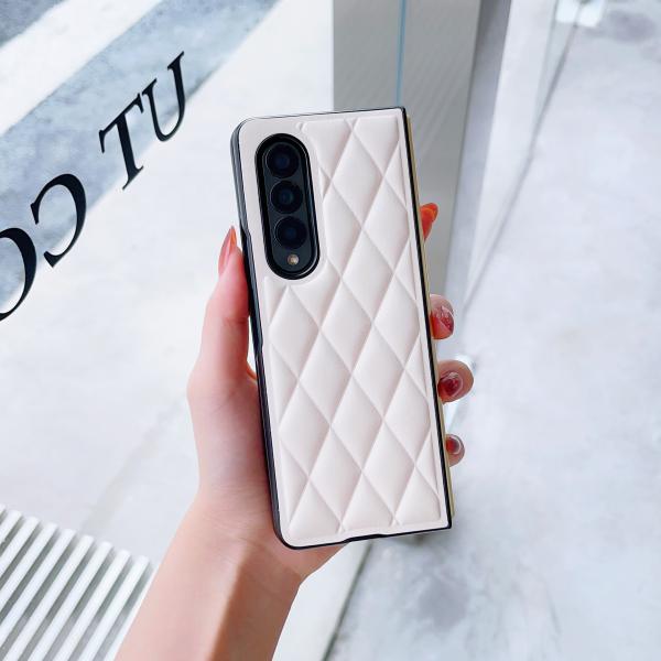 Калъф кожа ромб за Samsung Z Fold 5 / Бежов / 